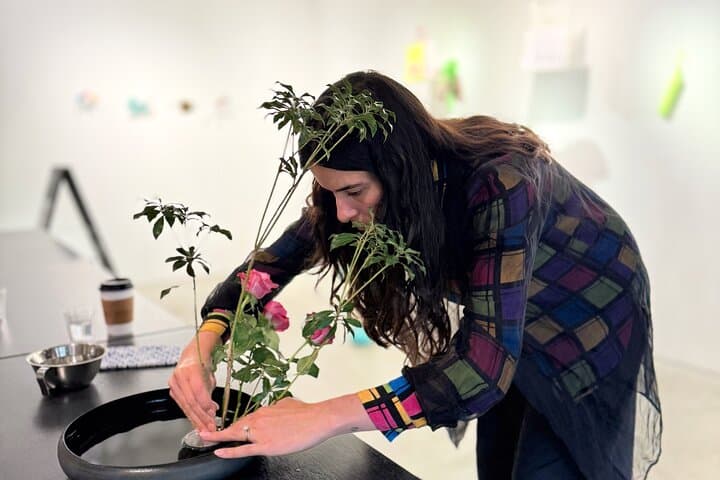 Traditional Ikebana Experience in Osaka (Small Group) — photo 2