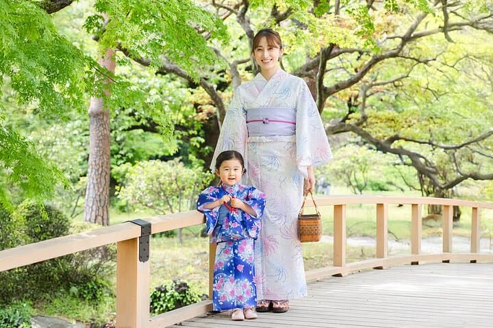 Tokyo: Kimono Rental inside Shinjuku Gyoen National Garden — photo 13