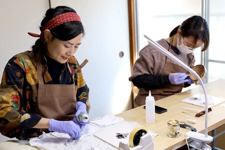 Authentic Urushi Kintsugi One Time Experience — photo 3