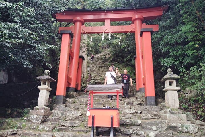 Wakayama: Sacred Journey to Kumano Hayatama and Kamikura — photo 4