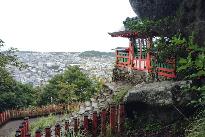 Wakayama: Sacred Journey to Kumano Hayatama and Kamikura — photo 11