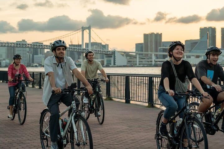 Tokyo Highlights 3 Hours Private Guided Cycling Tour — photo 7