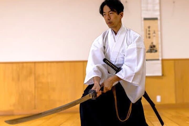 Osaka: Private Samurai Experience - Train with Sword Master — photo 6