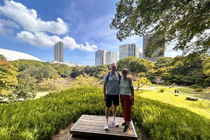 TOKYO 4hr Hidden Gardens Tour Guided by a Gardener E-bike or Walk — photo 17