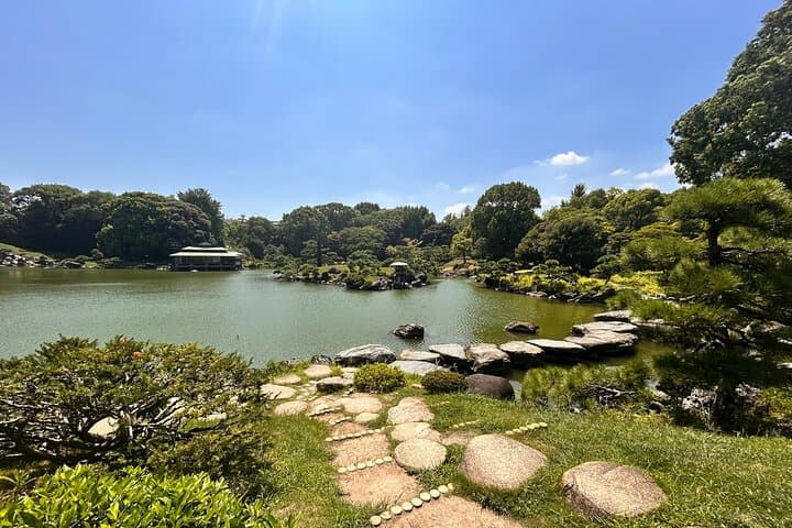 TOKYO 2hr Greenery Tour Guided by Garden Artisan E-bike or Walk — photo 20