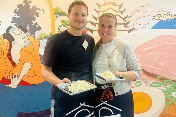 Ramen-Making Experience in the Osaka Castle Area with Souvenir — photo 5