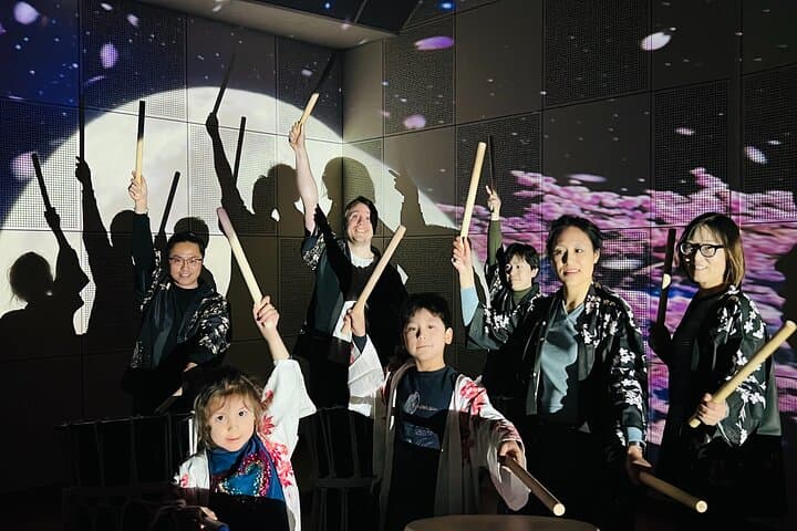 Taiko Experience in Tokyo with Take Home Drumsticks Gift