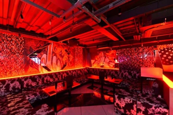 Osaka Dotonbori: CHEVAL Nightclub Ticket & Drinks (Foreign Only) — photo 18