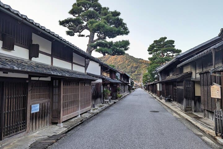 Beyond Kyoto Omihachiman Medieval Canals and Merchant History — photo 10