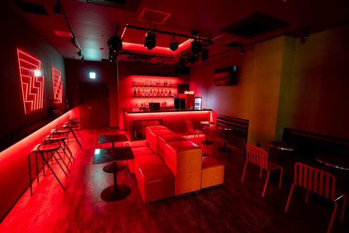 Osaka Dotonbori: GIRAFFE Nightclub Admission Ticket (For Foreign) — photo 20