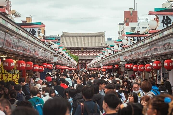 1.5 Hours Private Tour at Asakusa Tokyo with Local Expert Guide — photo 9