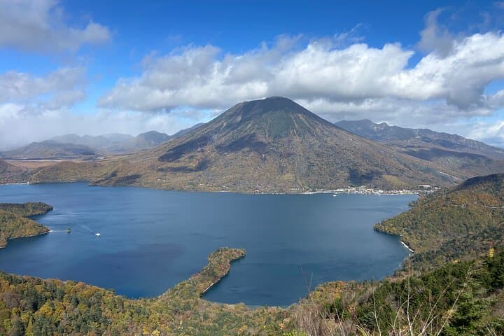 Nikko: Lake Chuzenji Scenic E-Bike & Hike Tour — photo 4