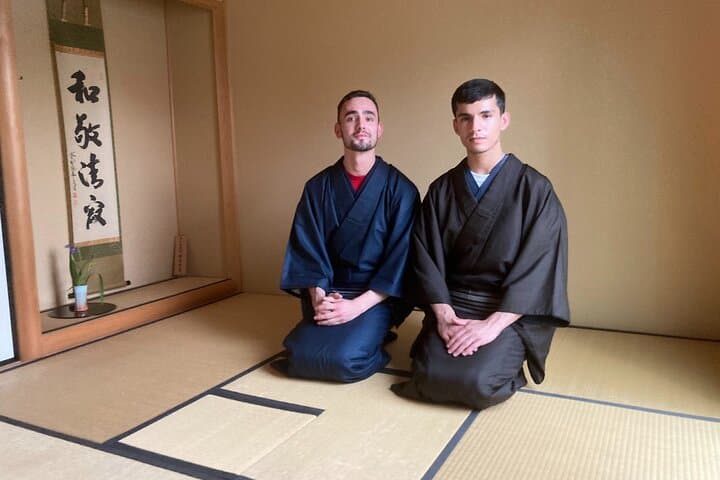 Tokyo: Tea Ceremony Experience in a small tea room — photo 2