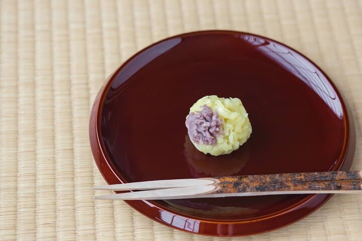 Tokyo: Tea Ceremony Experience in a small tea room — photo 4