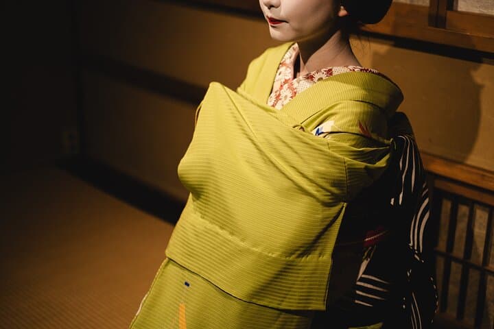 Kyoto Geisha Show Cultural Hour with an apprentice geisha, Maiko — photo 5