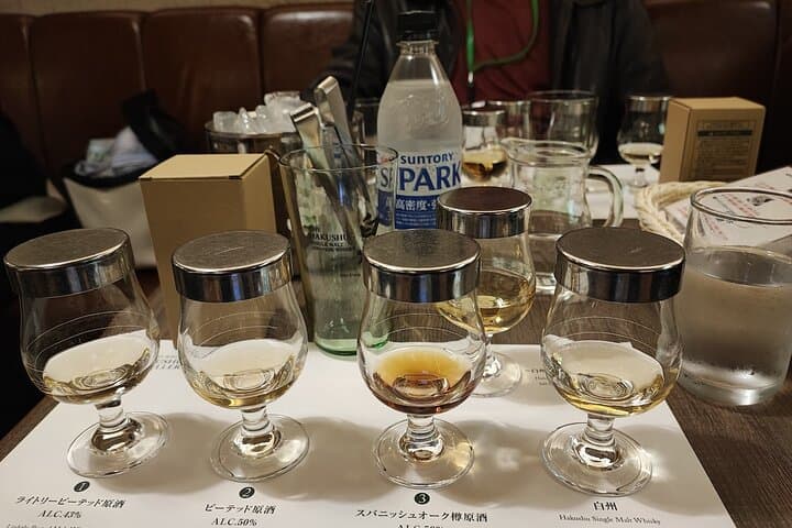 Suntory whisky distillery tasting day tour for VIP from Tokyo — photo 2