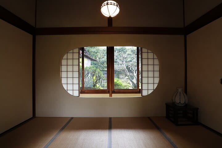 Guided Tour of Nagasaki Shrine with Japanese Style Course Lunch — photo 8