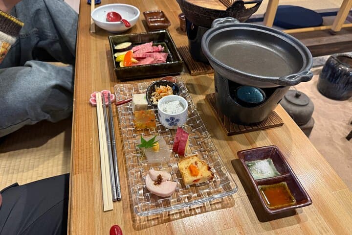 Kobe beef lunch with calligraphy and tea ceremony experiences — photo 15
