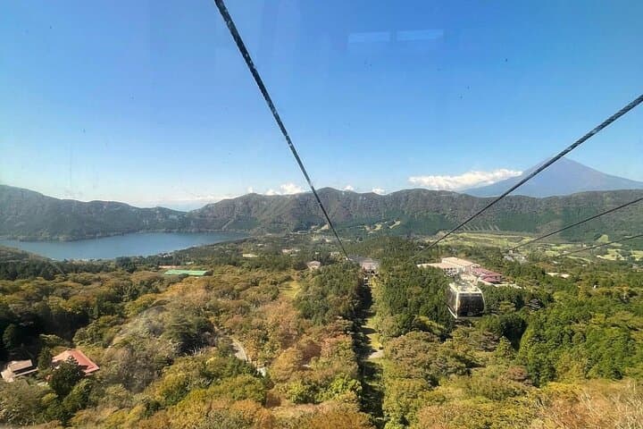 1 Day Private Tour of Mt. Fuji and Hakone with English Driver — photo 6