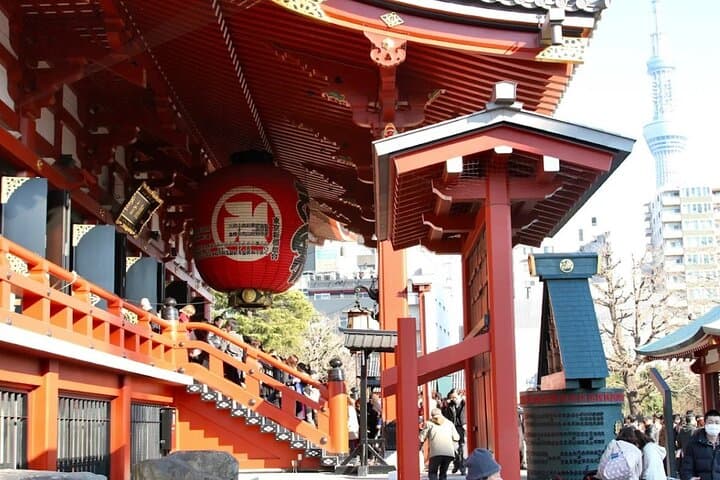 Tokyo Imperial Palace, Asakusa Temple and Tokyo Tower Guided Tour — photo 3