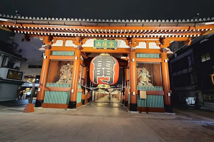 Tokyo Imperial Palace, Asakusa Temple and Tokyo Tower Guided Tour — photo 11