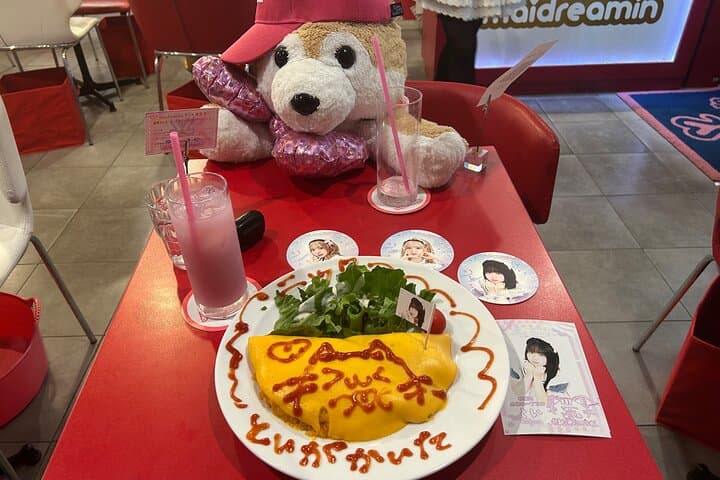 Maid Cafe Tour at Akihabara in Tokyo — photo 6