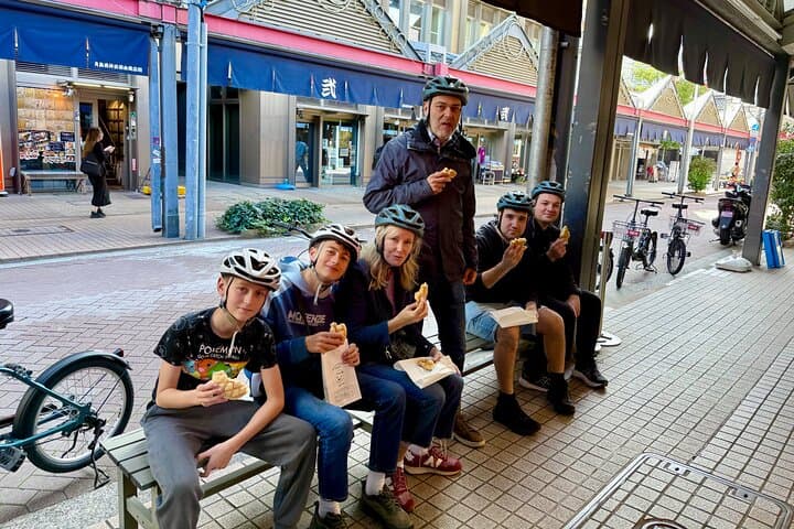 Explore Tokyo’s Must-See Spots by E-Bike – Small Group 3h Tour — photo 8