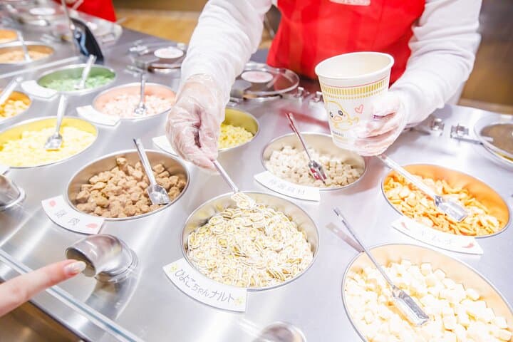 Osaka Cup Noodles Museum and Chicken Ramen Gourmet Tour — photo 13