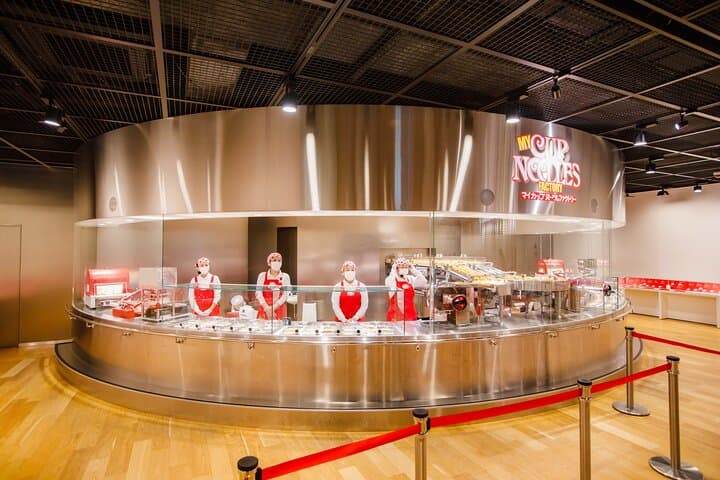 Osaka Cup Noodles Museum and Chicken Ramen Gourmet Tour — photo 17