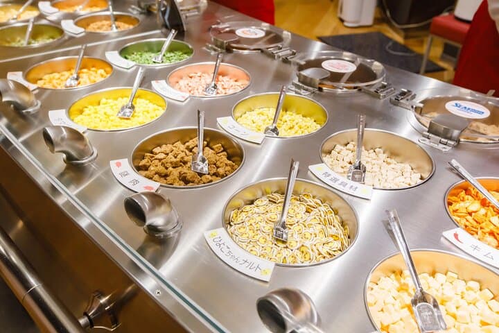 Osaka Cup Noodles Museum and Chicken Ramen Gourmet Tour — photo 4