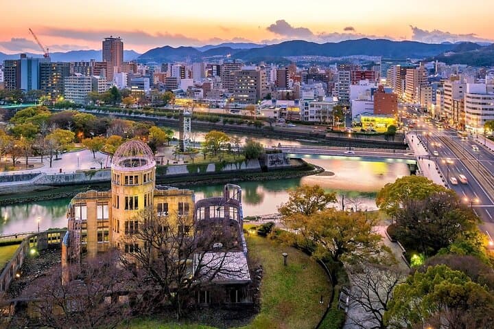Hiroshima and Miyajima Island Full Day Tour with English driver — photo 2