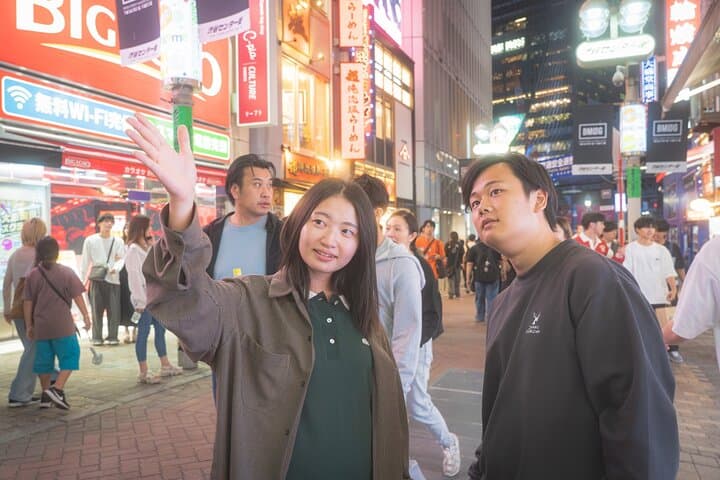 Tokyo: Private Shibuya Highlights and Hidden Gem Walking Tour — photo 8