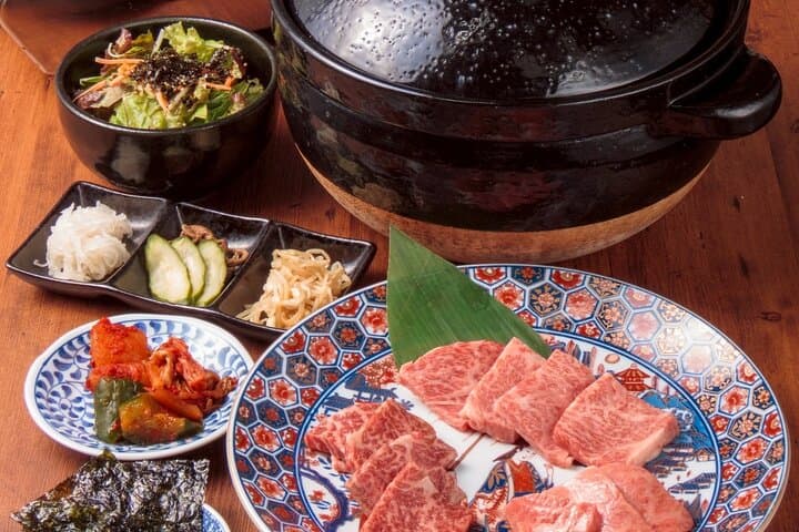Wagyu BBQ & Onigiri Making Experience with Clay Pot Rice — photo 2