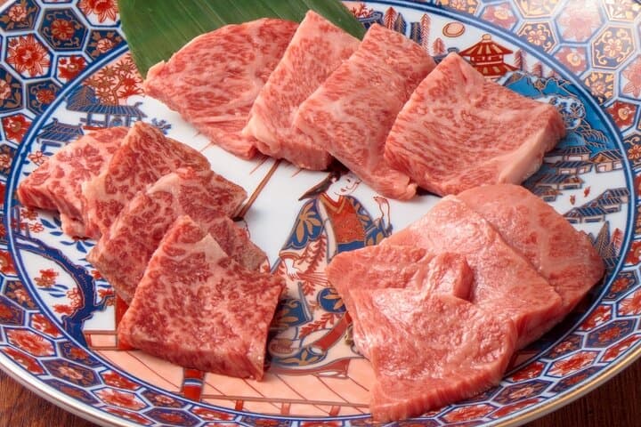 Wagyu BBQ & Onigiri Making Experience with Clay Pot Rice — photo 4