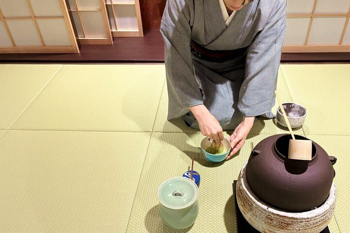 Traditional Tea Ceremony with Matcha and Sweets in Kyoto — photo 6