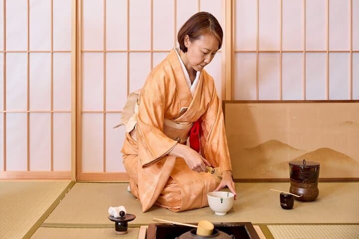 Tokyo: Tea Ceremony Experience with a Tea Master in Asakusa — photo 3