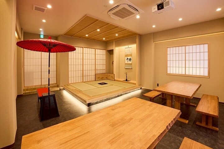 Tokyo: Tea Ceremony Experience with a Tea Master in Asakusa — photo 4