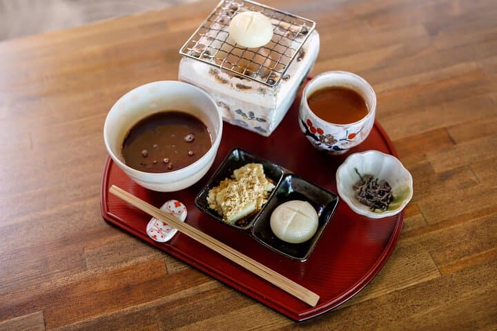 Osaka Oldest Noh Stage and Kishiwada Castle Cultural Walking Tour — photo 4