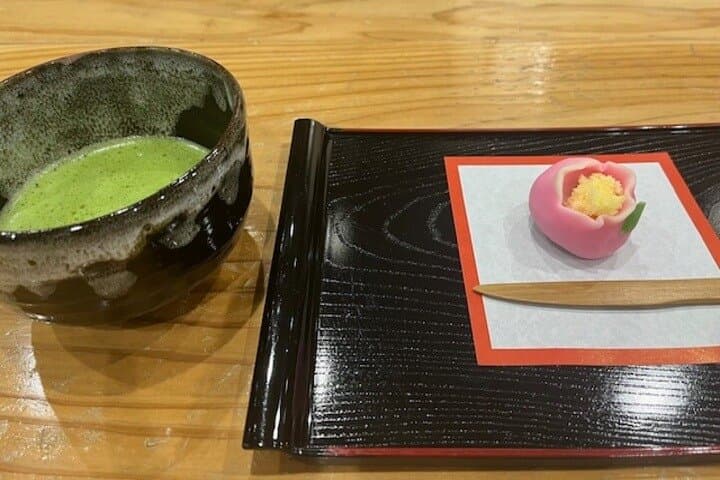 Kumamoto: Wagashi Confectionery Making Experience at TOMODACHIYA — photo 3
