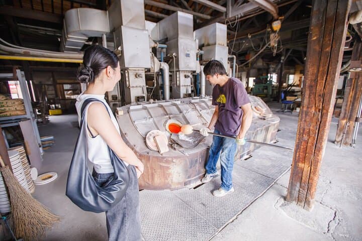 Osaka Glass Bead Necklace Workshop and Studio Tour — photo 3