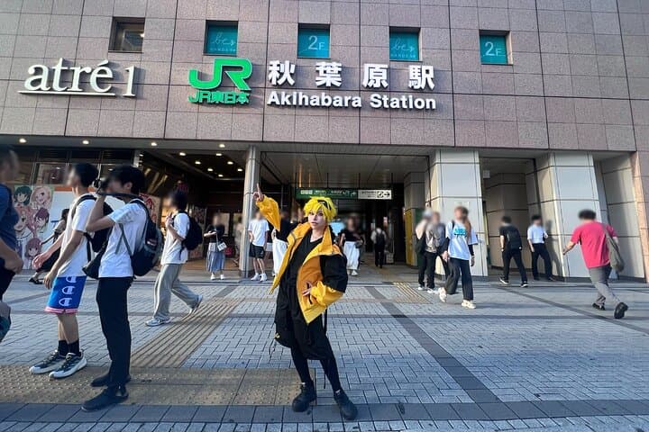 Explore Akihabara with Local Cosplayer Guide(s)! — photo 9