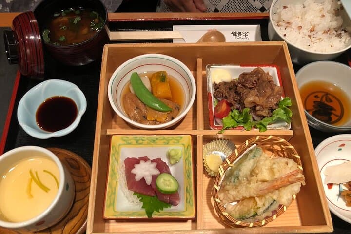 Private Tokyo Food Tour with 10+ Tastings of Japanese Classics — photo 9