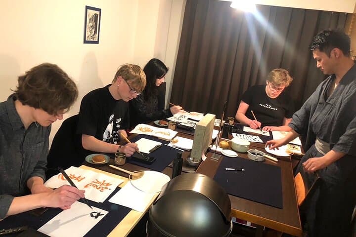 Japanese Calligraphy Workshop with a Master Calligrapher — photo 6