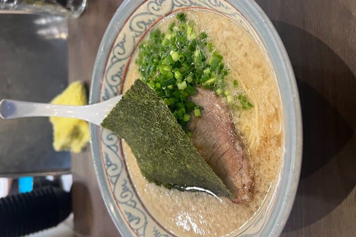 Tokyo FOOD And UNLIMITED BOOZE Tour in Shinjuku!! — photo 2