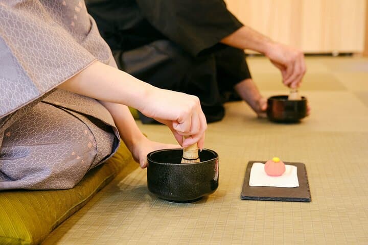 Friendly Tea Ceremony with Sakura Sweets Making in Tokyo — photo 3