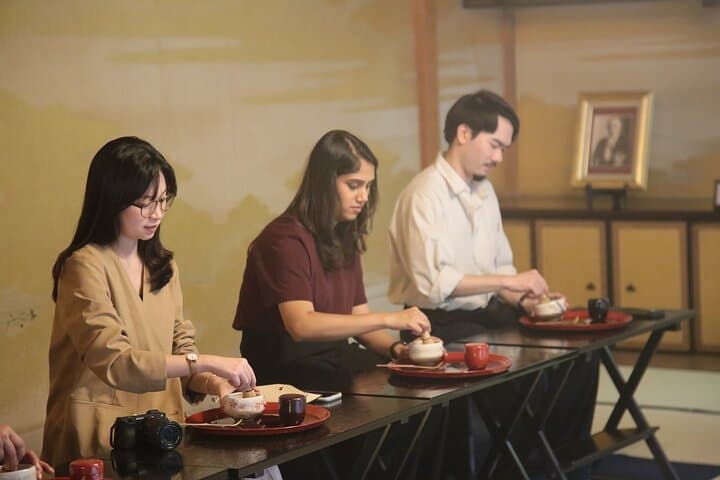 Private Tea Ceremony in a Samurai House near Kanazawa — photo 2