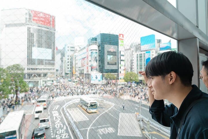 Tokyo: Private Shibuya Highlights and Hidden Gem Walking Tour — photo 10