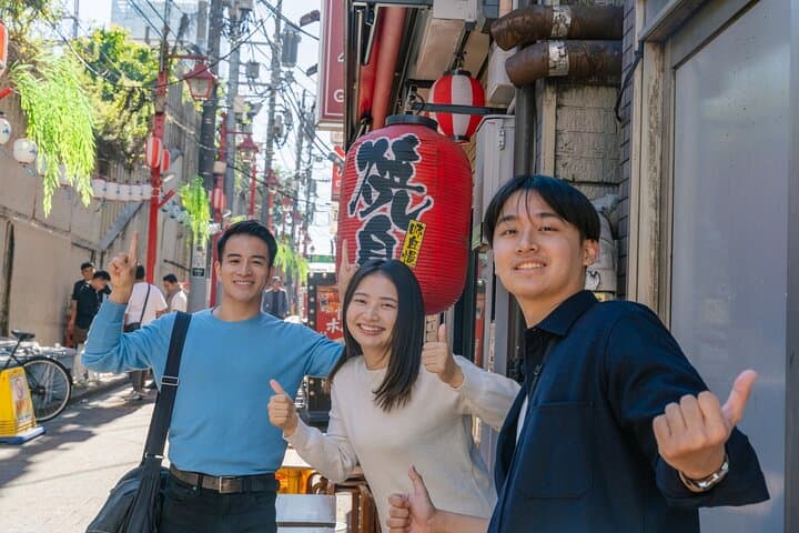 Tokyo: Private Shinjuku Vibrant District Walking Tour — photo 7