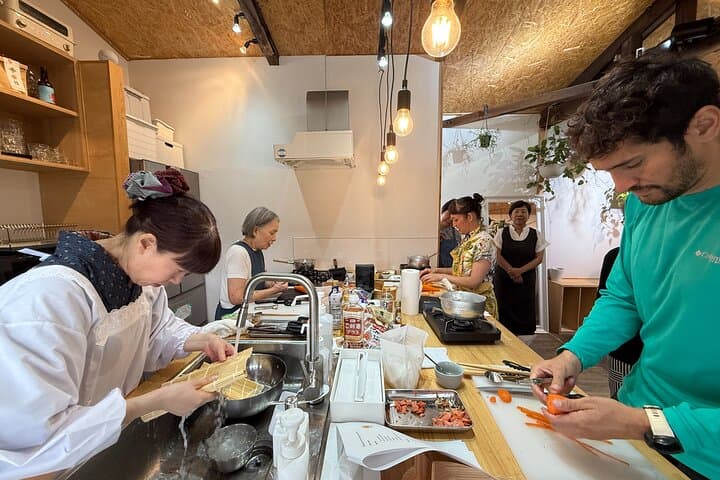 Osaka Bento Class with Local Moms and Take Home Lunch Box — photo 3