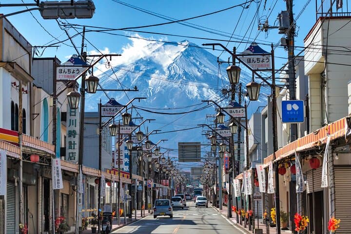 Mt. Fuji Scenic Tour: Lakes, Oshino Hakkai & Chureito PagodaTour — photo 7